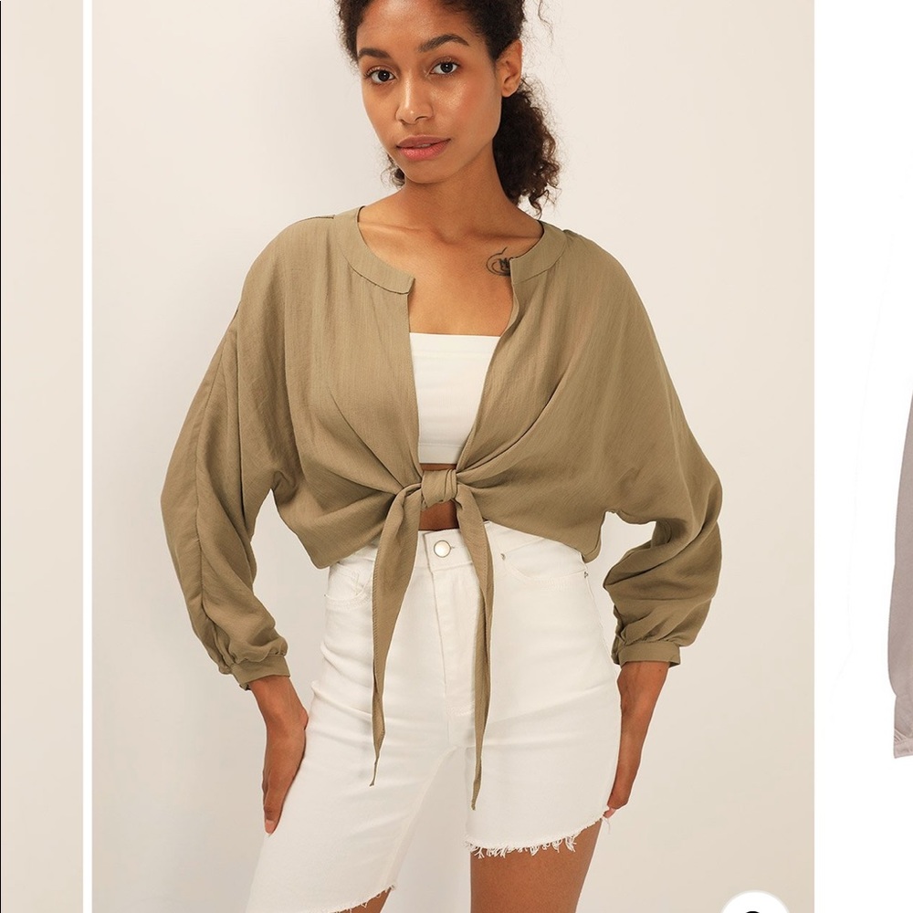 NWT Tied crop cardigan